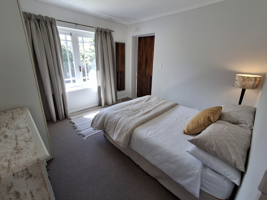 To Let 1 Bedroom Property for Rent in Sunnydale Western Cape